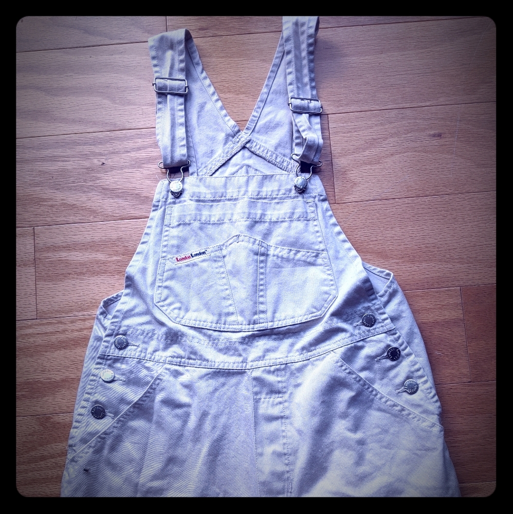 London London Overall bib shorts size small
